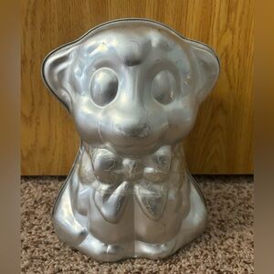 Vintage Wilton 3D lamb cake mold